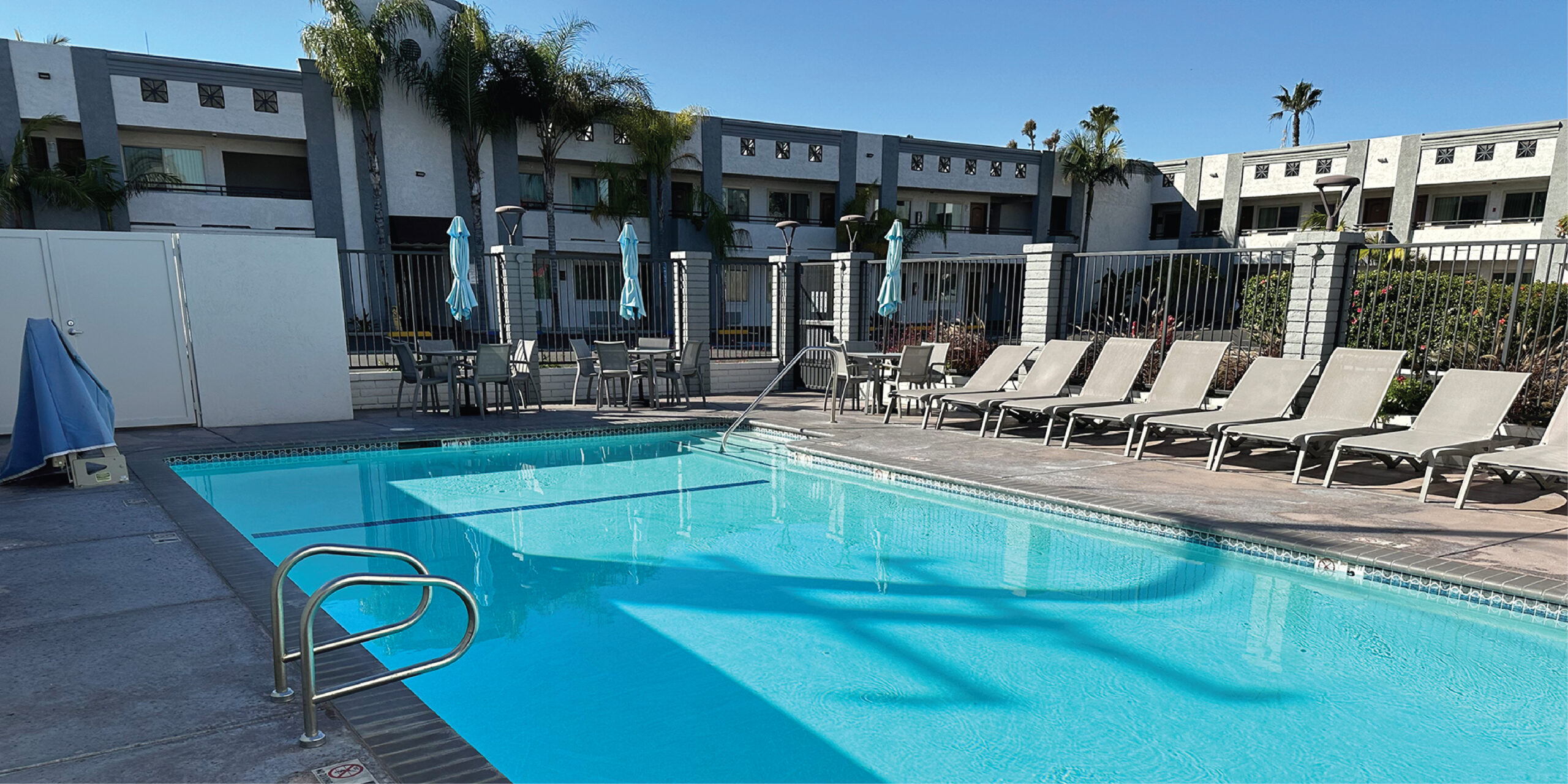 Insider Tips for a Perfect Stay at Solara Inn and Suites Anaheim