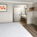 Your Guide to the Best Rooms at The Solara Inn and Suites, Anaheim CA